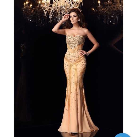 Dresses & Skirts - Prom dress